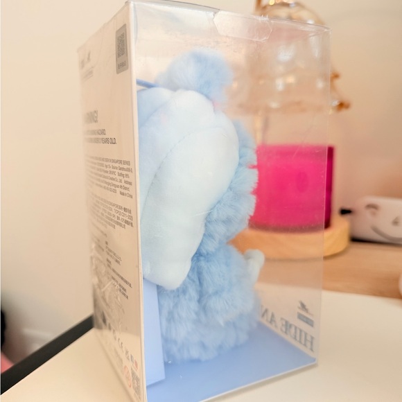 POPMART Labubu Hide and Seek Singapore Exclusive - Picture 3 of 4